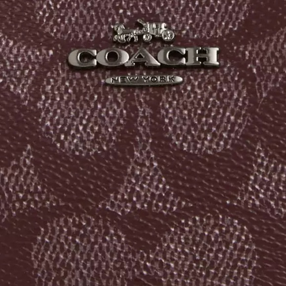 Coach Boxed Nolita Bag 15 In Signature Canvas nwt in packaging in box - Picture 5 of 8